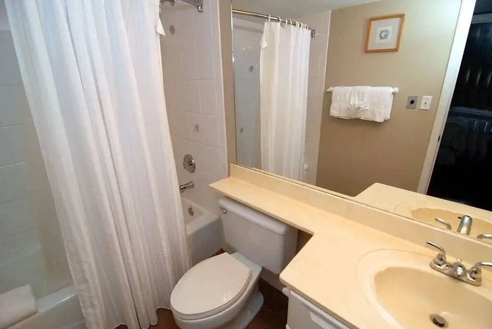 Sundial F207 1 Bedroom Condo
