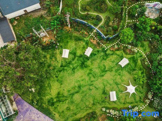 Redding Garden Homestay (Sunac Tourism Resort)