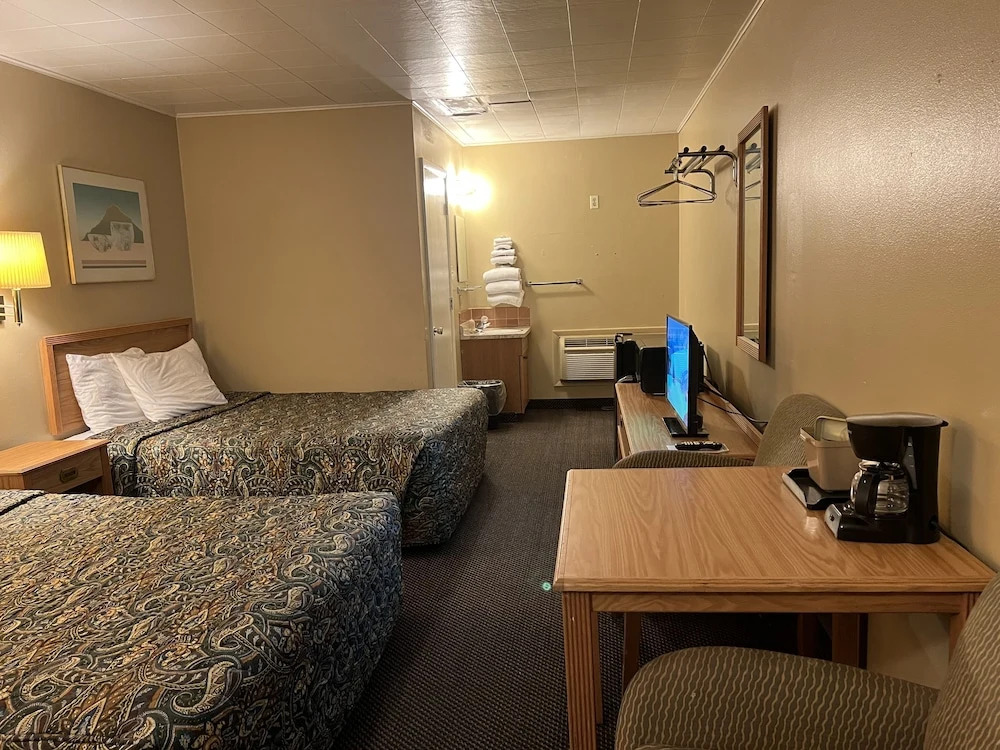 Silver Spur Motel