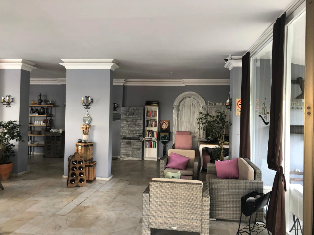 Hani Boutique Hotel