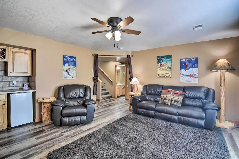 Family-friendly Home w/ Hot Tub: 1 Mi to Dtwn