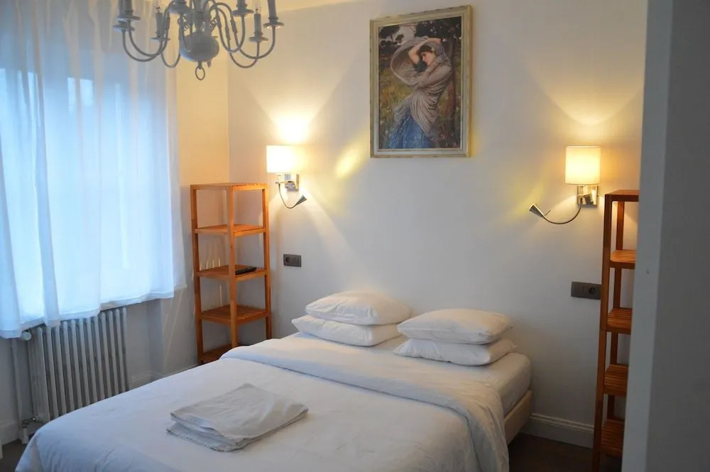 B&B Pickery