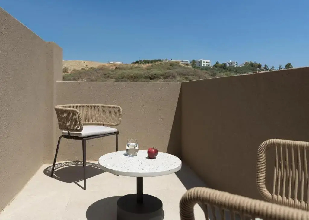 NERĒA Boutique Hotel