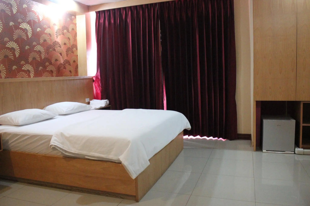 Honey View Inn