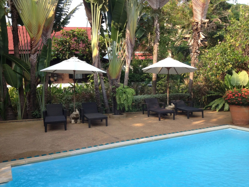 Ban Kaew Villas