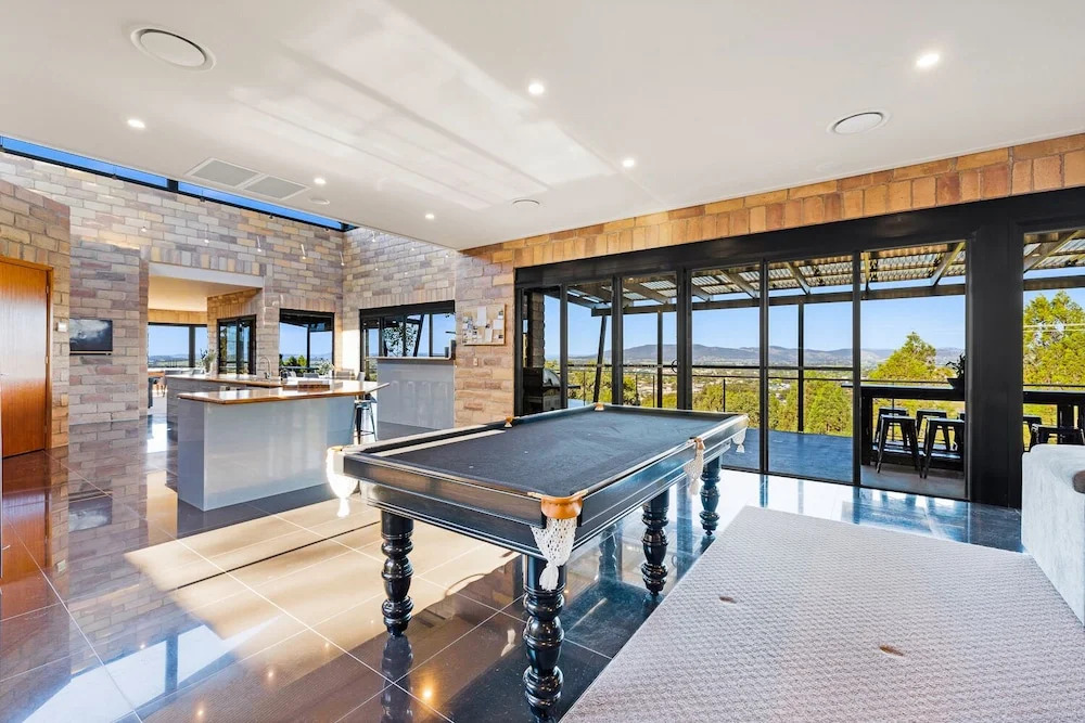 Tyalla Lodge Unique Luxe Design in the Mountains