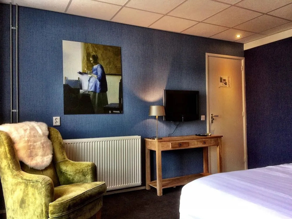 Hotel West Inn