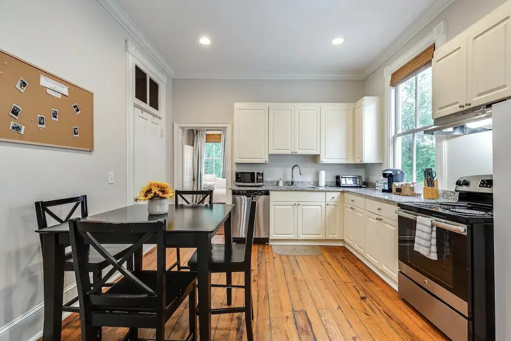Historic Downtown Home Close to Everything!