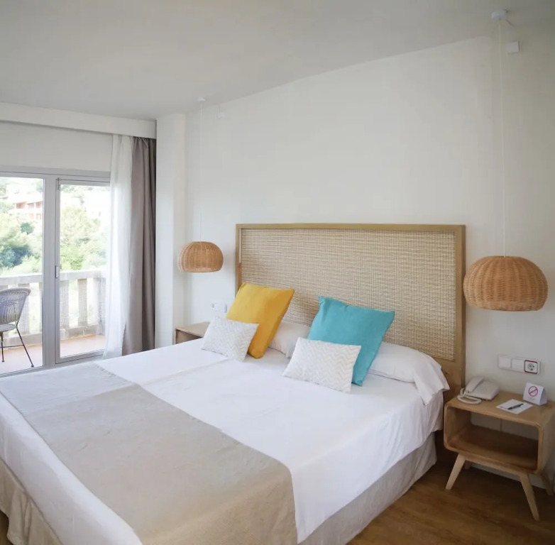 Hotel Apartamentos Cala Santanyi