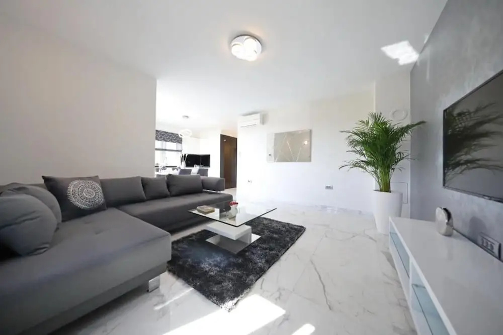 Luxury Majpruz Suites I