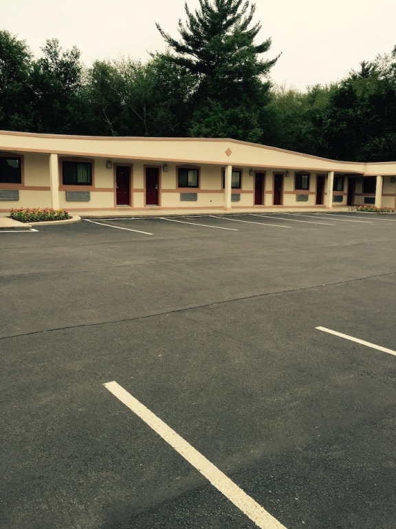Skyview Motor Inn