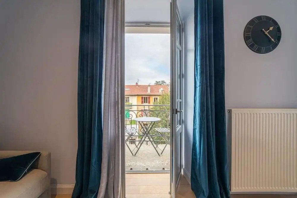 Private Apartment Delavigne - Villa Rops