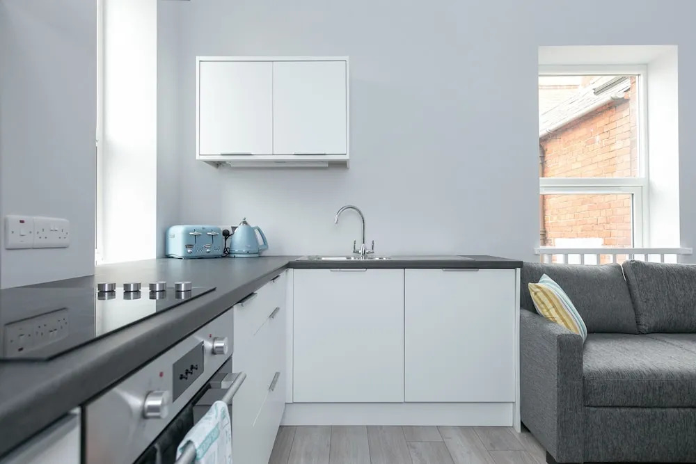 Holiday Rentals Ni-the Avenue Two