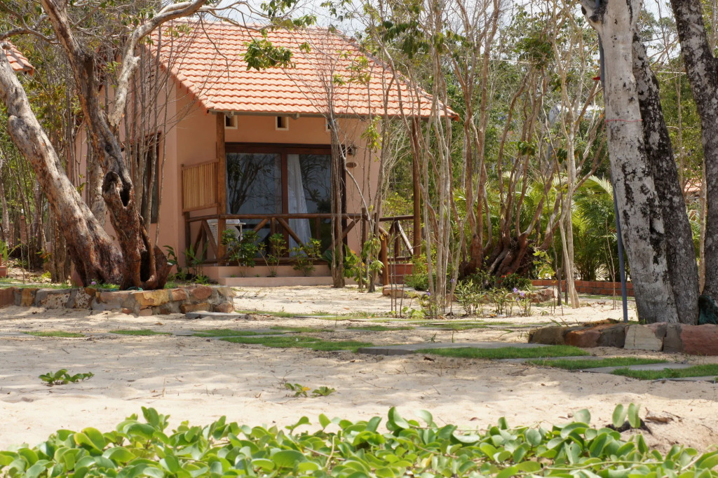 Gold Sand Beach Bungalow