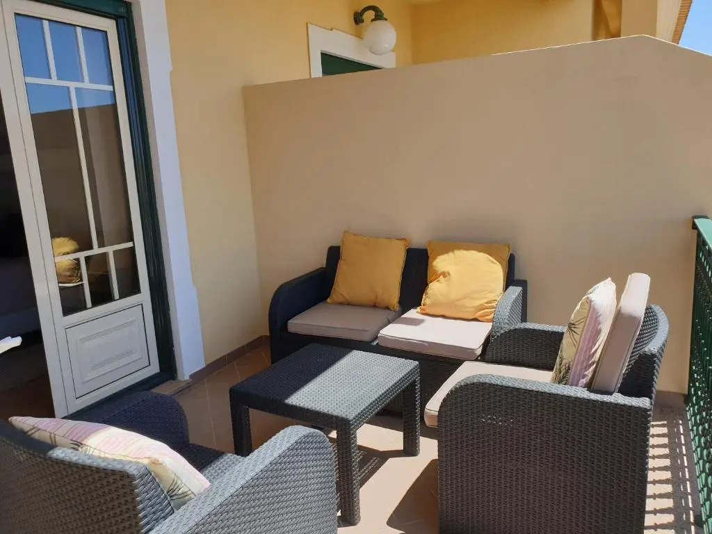 Oura Beach T1 apartment Coral , close to the Strip, Swimming Pool, Wi Fi, A/C