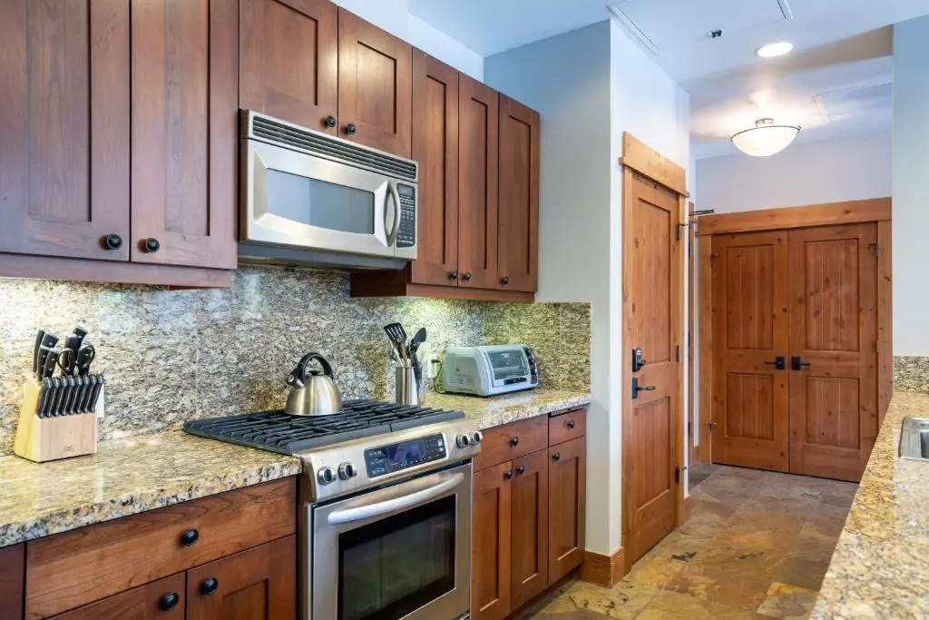 New Listing! Top Floor Village at Northstar Residence - Big Horn 504