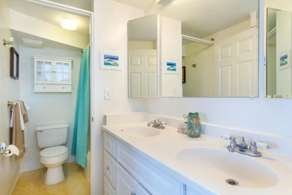 2 Bedroom Penthouse w/Ocean Views