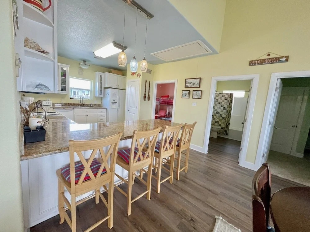 Hooked On A Feeling 3 Bedroom Home by RedAwning
