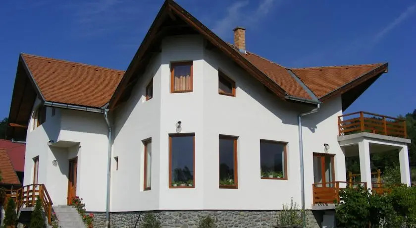 Casa Lacul Mierlei
