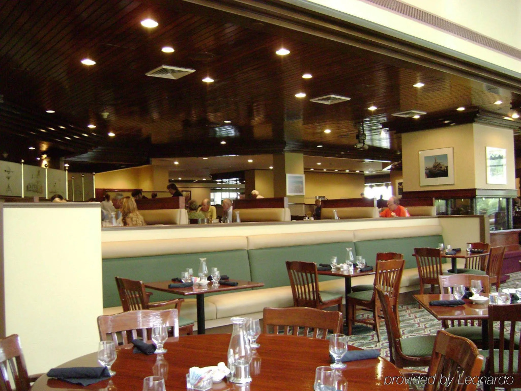 Delta Hotels by Marriott Muskegon Convention Center
