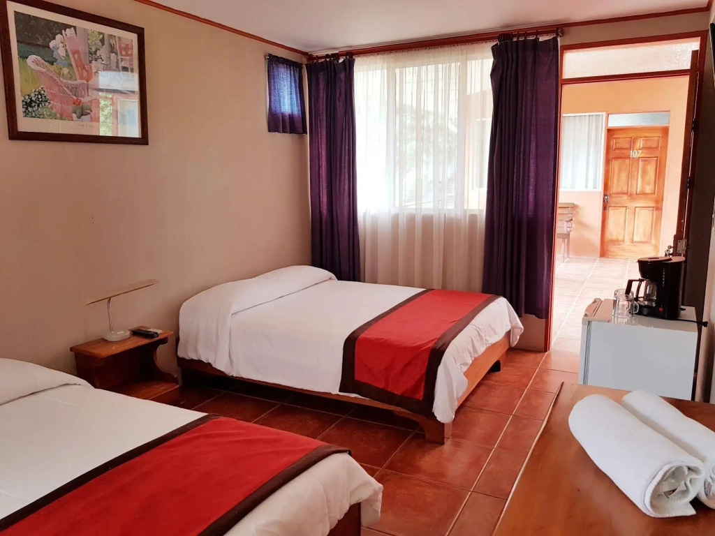 Hotel & Villas Huetares