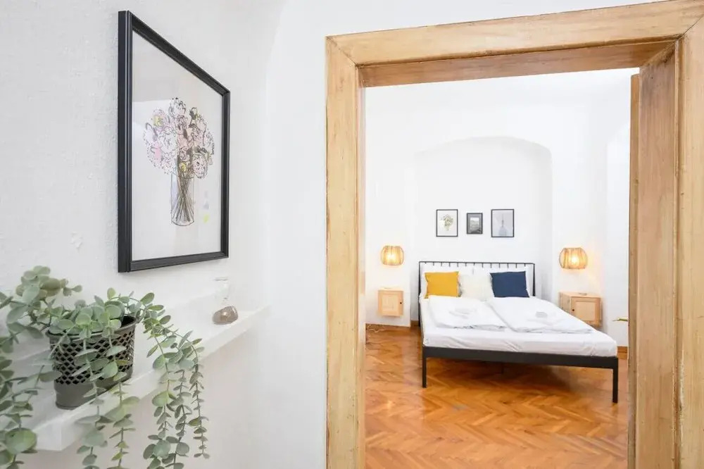 Spacious 2BR Stay for 6 Heart of Mödling