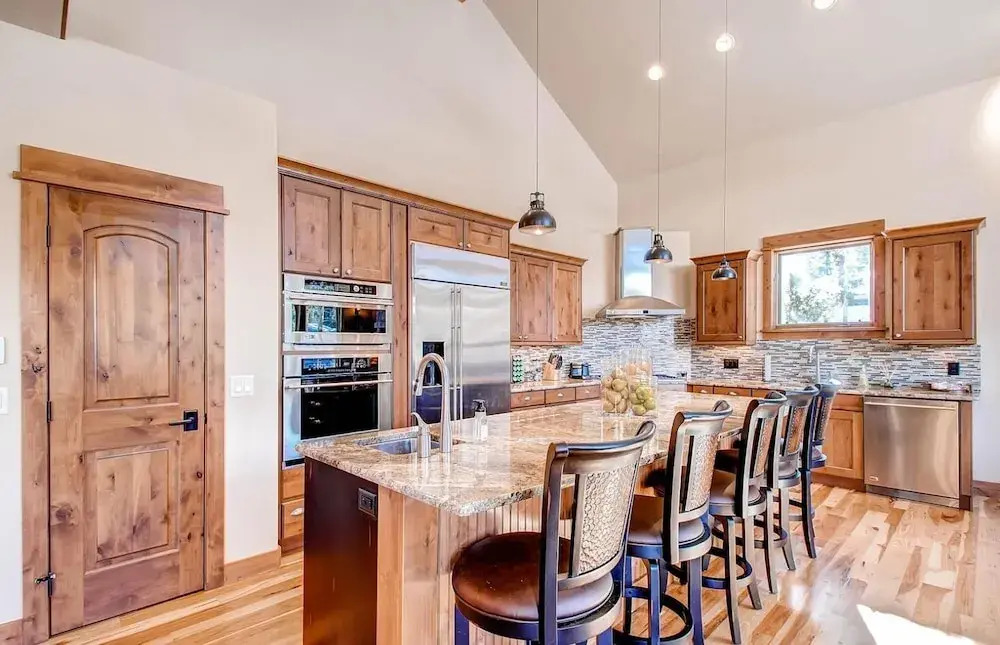 Riverwood 4 Bedroom Home by Redawning
