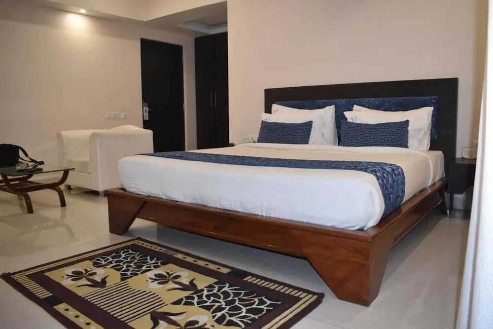 Vaibhav Highway Inn