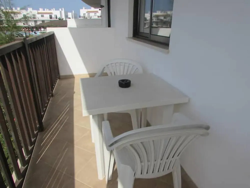 Lovely Pool View 1 bed Apartment Block 6