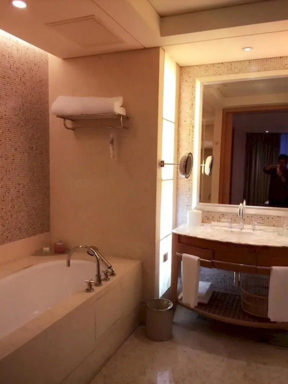 Guangzhou Nansha Grand Hotel