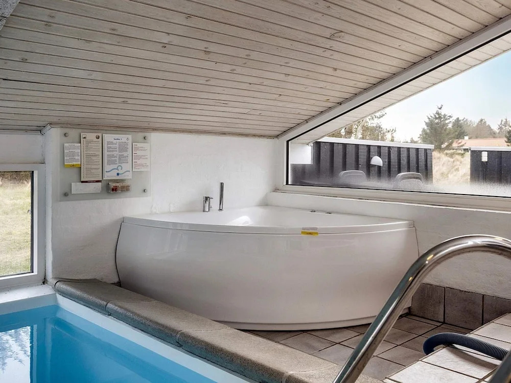 9 Person Holiday Home in Blokhus-by Traum