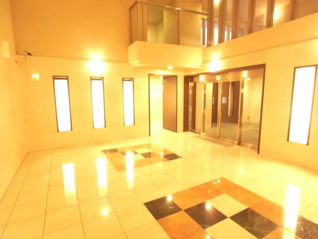 Palace Studio Shinjuku Tochomae
