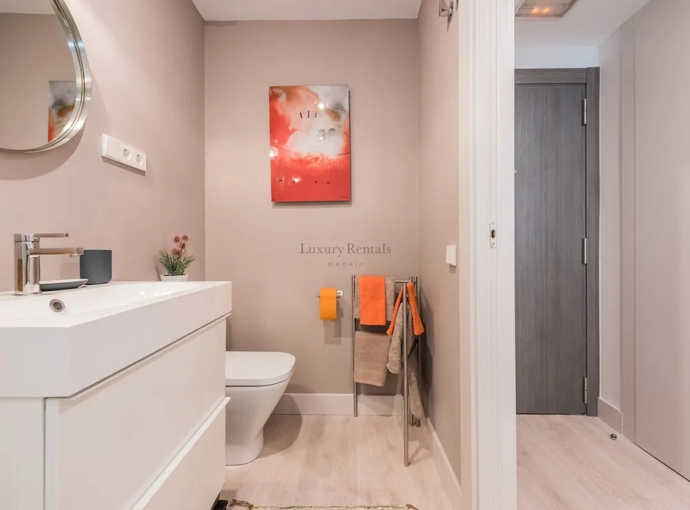 Cozy Elegant Studio in Villanueva Madrid