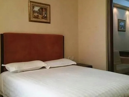 Wuhan 1 Plus 1 Hotel