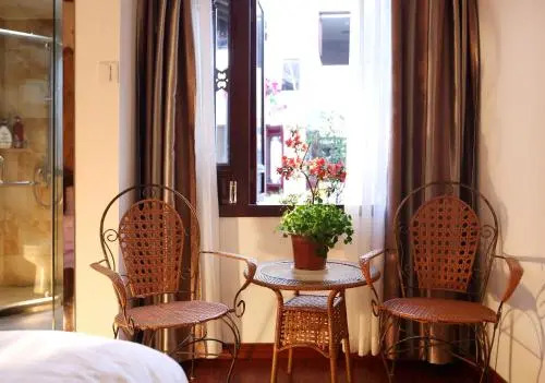 Xitang Lan Ting Yi Yuan Theme Inn