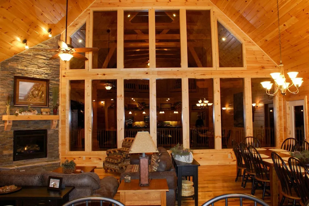 Brookstone Lodge - 6 Br Cabin