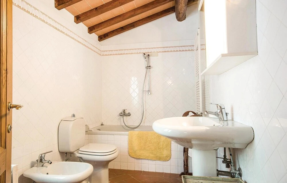 Stunning Home In Molino Del Piano Fi