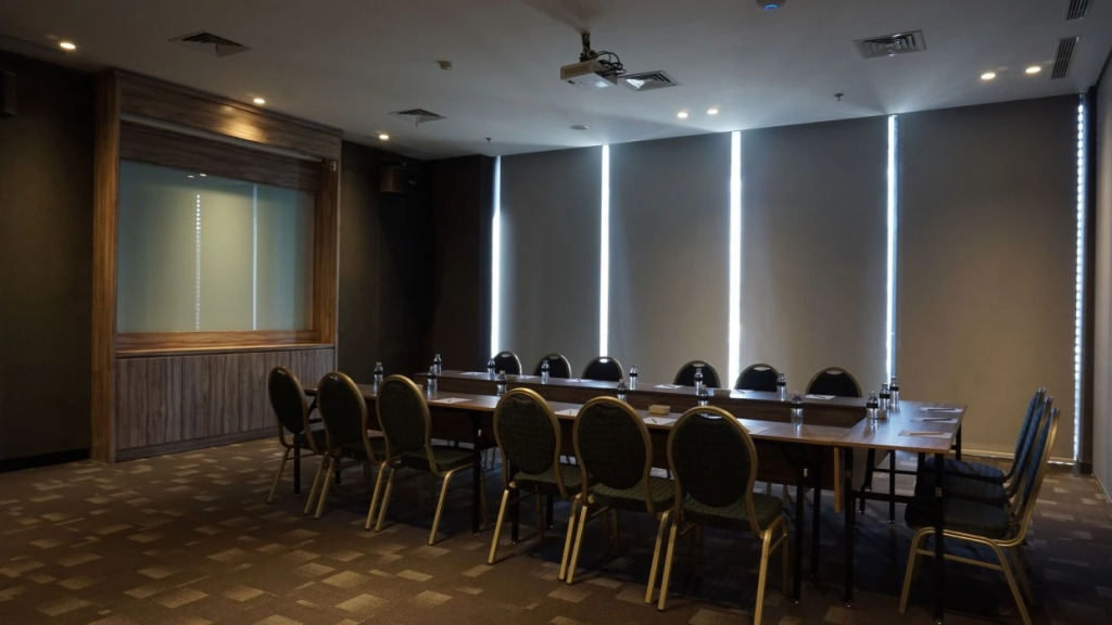 Erian Hotel