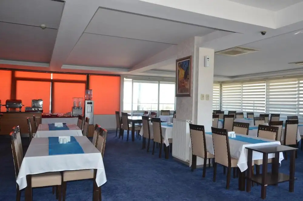 Akgol Hotel