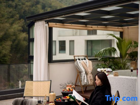 Mountain Bliss · Whispering Haven Healing Hideaway (Anji Cloud Grasslands Branch)