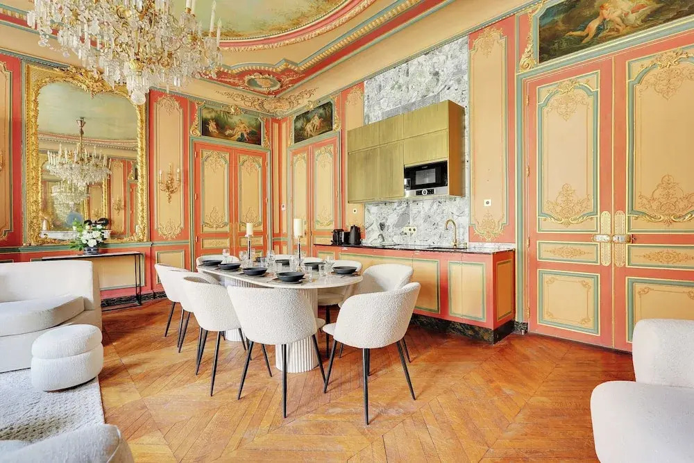 Exceptional Property - 4br/12p - Parc Monceau