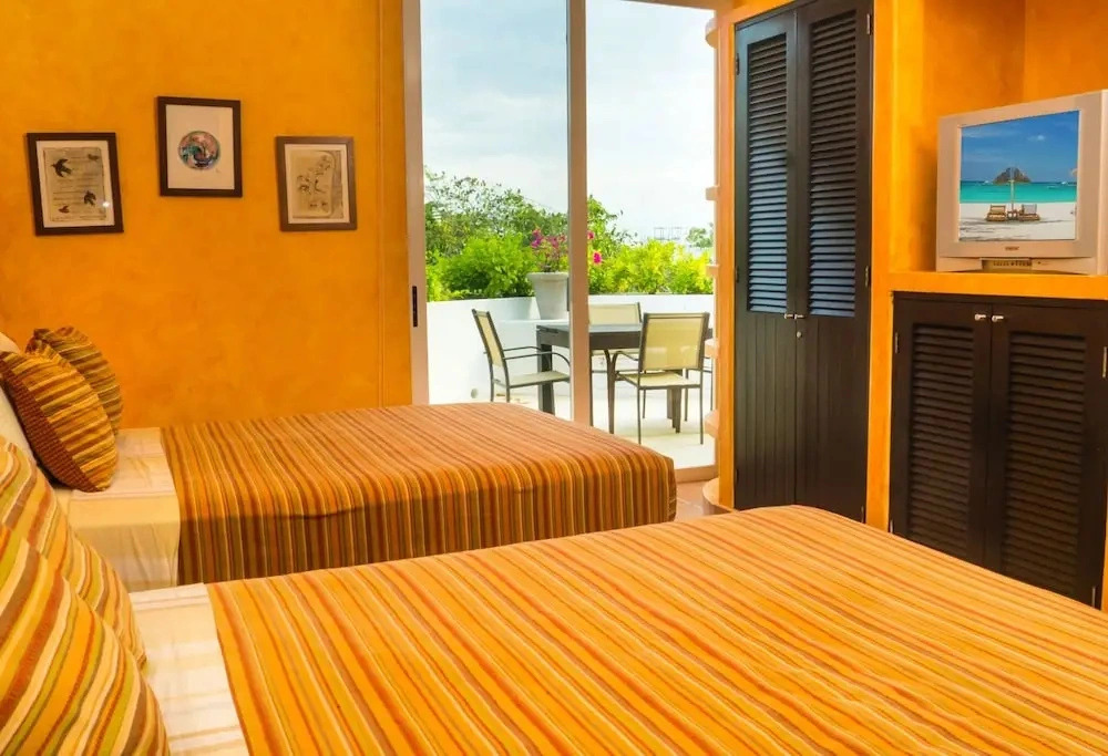 Bosque De Los Aluxes 304 1 Bedroom Condo