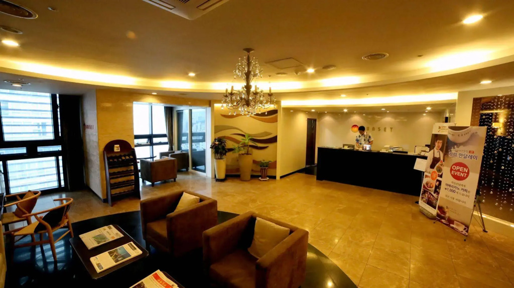 Sunset Hotel