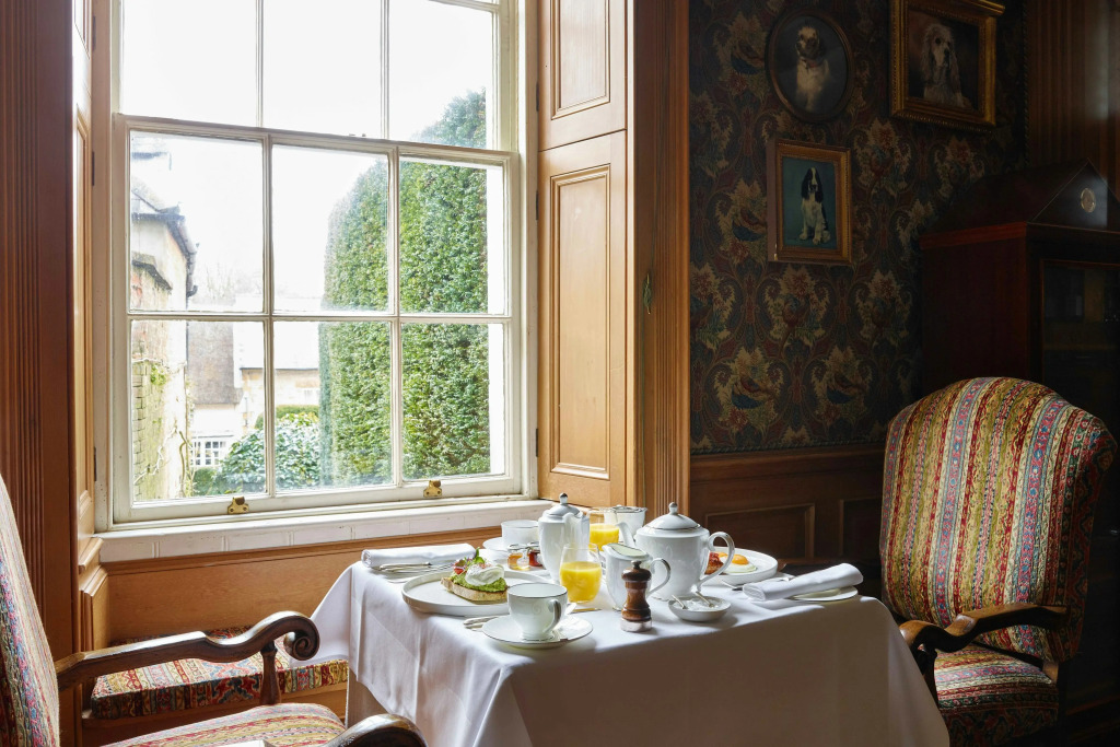 Summer Lodge Country House Hotel