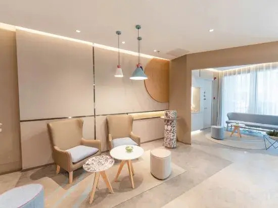 Homeinn Hotel (Dandong Fengcheng Fenghuangshan Fenghua Street)