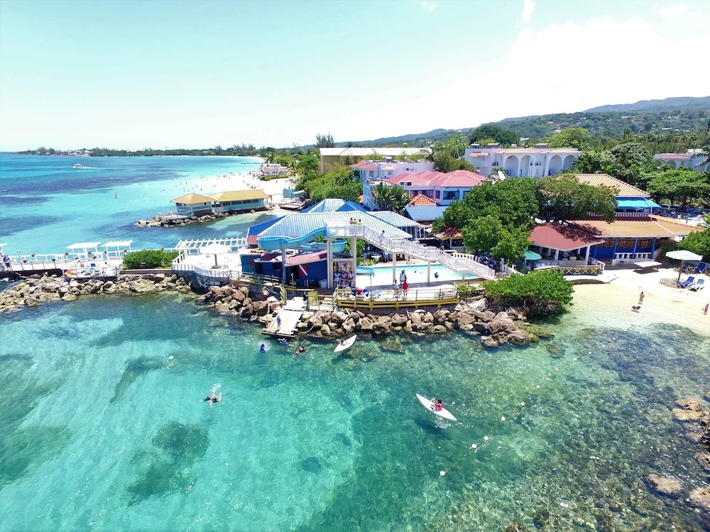 Franklyn D Resort & Spa All Inclusive
