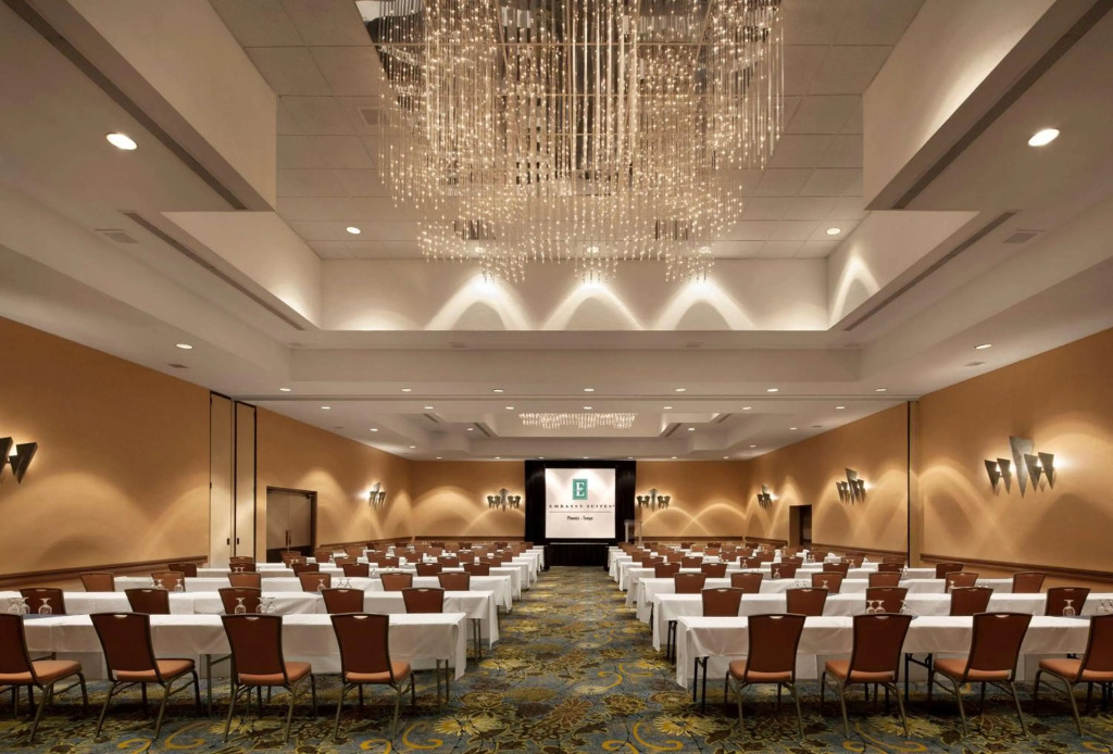 Embassy Suites by Hilton Phoenix Tempe