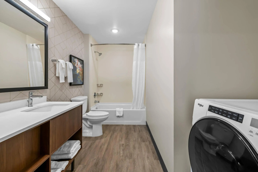 Everhome Suites Rochester Greece