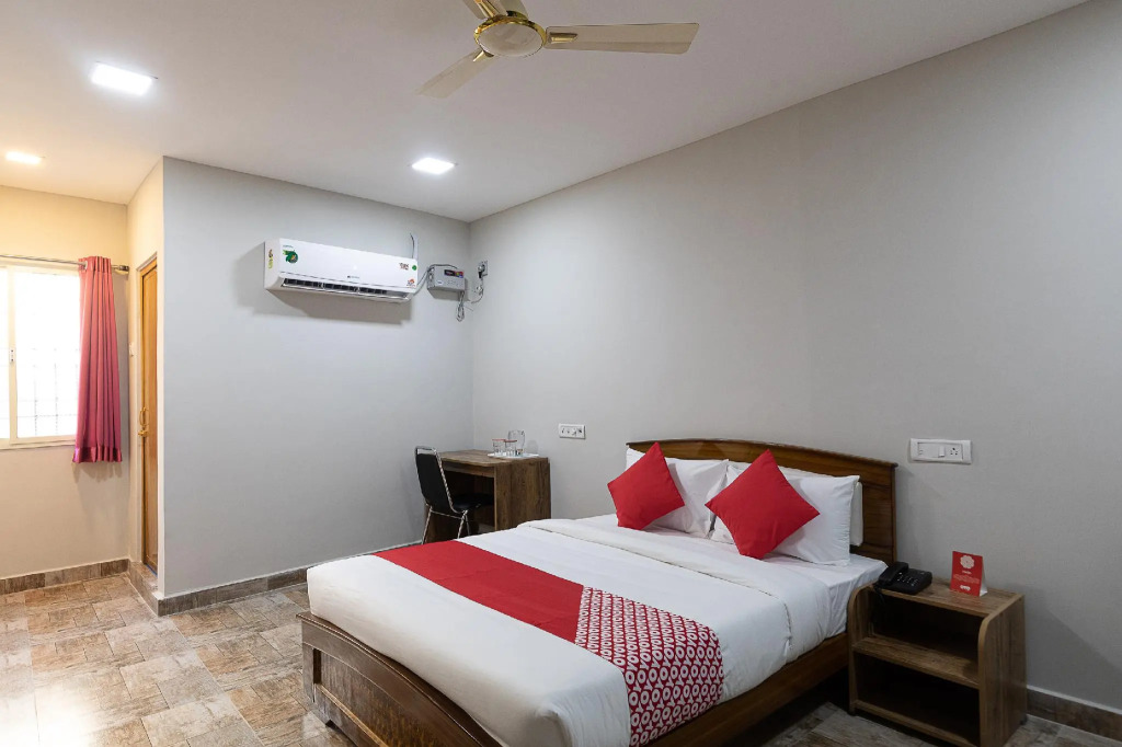 Capital O 39352 Nestle Inn