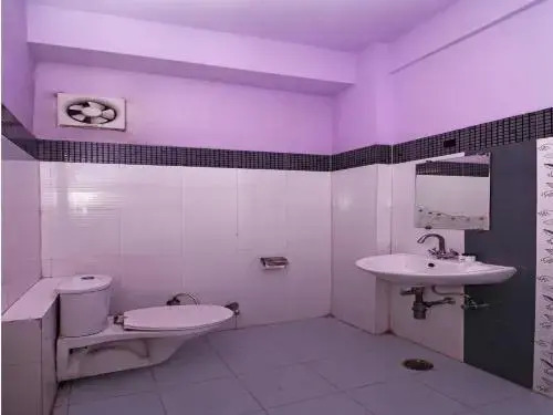 Hotel Days Inn by OYO